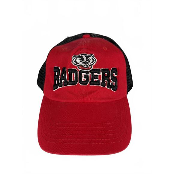Wisconsin Badgers Red and Black Baseball Cap - Picture 2 of 6